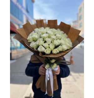 50'li beyaz gül buketi